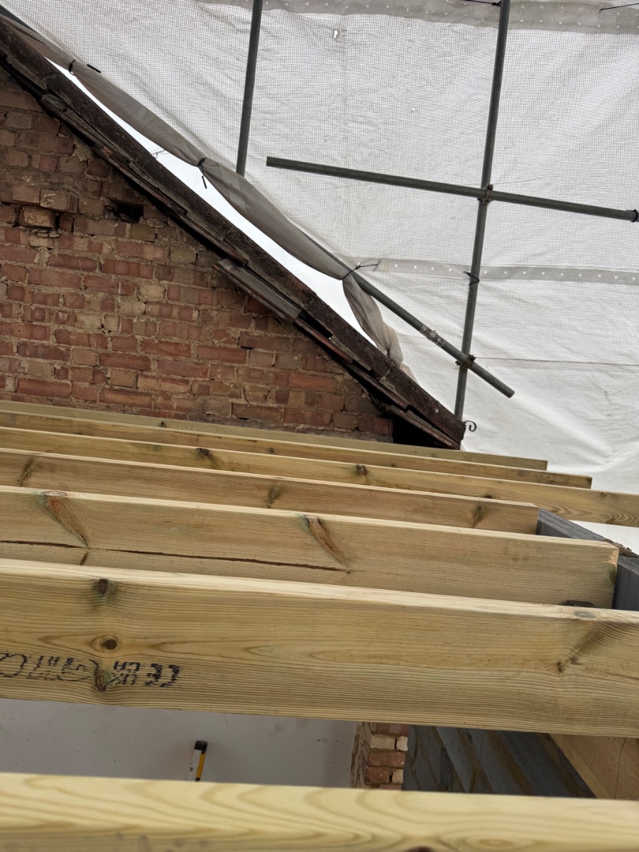 Builder: Image 3